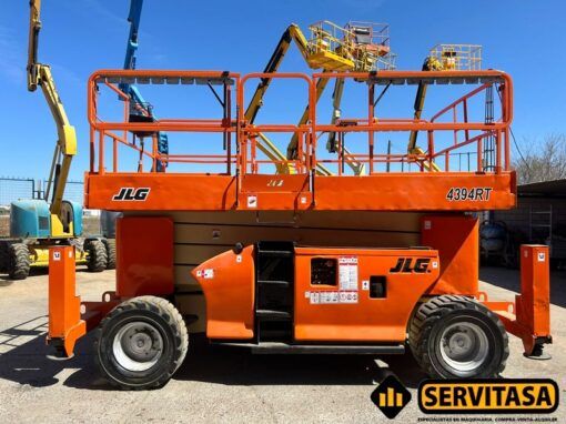 PLATAFORMA ELEVADORA DIÉSEL JLG 4394RT