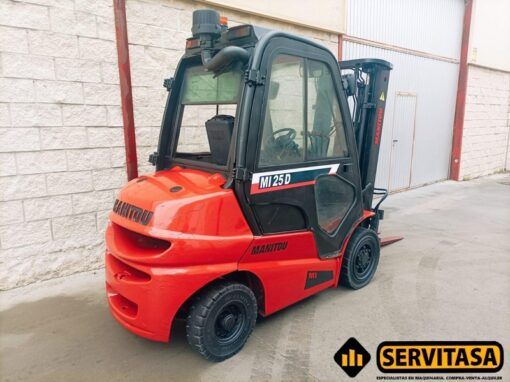 MANITOU 12