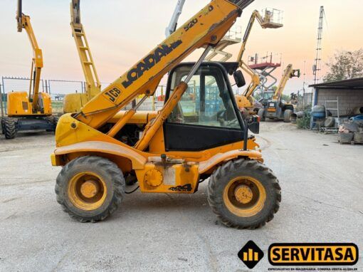 JCB 520-40